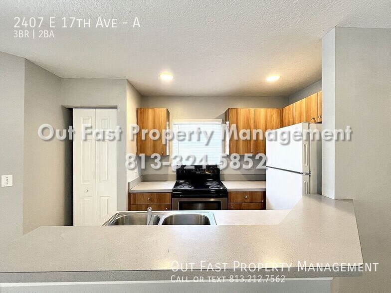 Building Photo - 2407 E 17th Ave