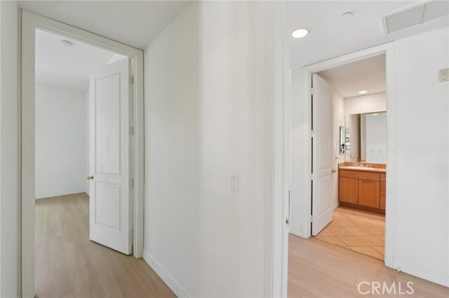 Building Photo - 742 Locust St