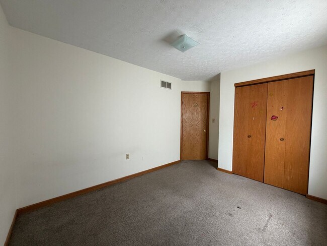 Building Photo - Southwood Dr SW - 782-784