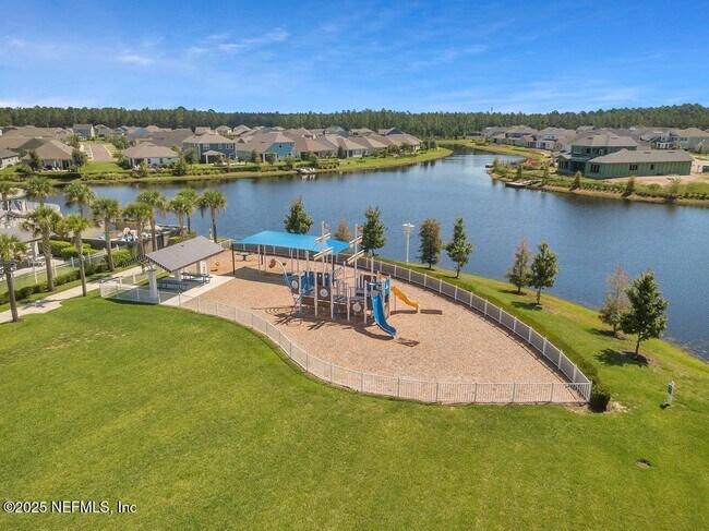 Building Photo - 442 Stargaze Ln