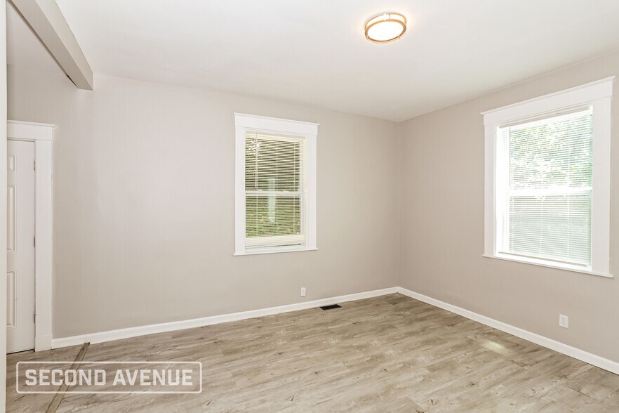 Building Photo - 1734 Gilsey Ave