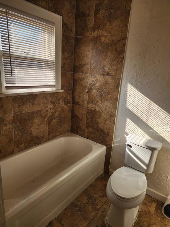 Building Photo - 616 NW 36th St