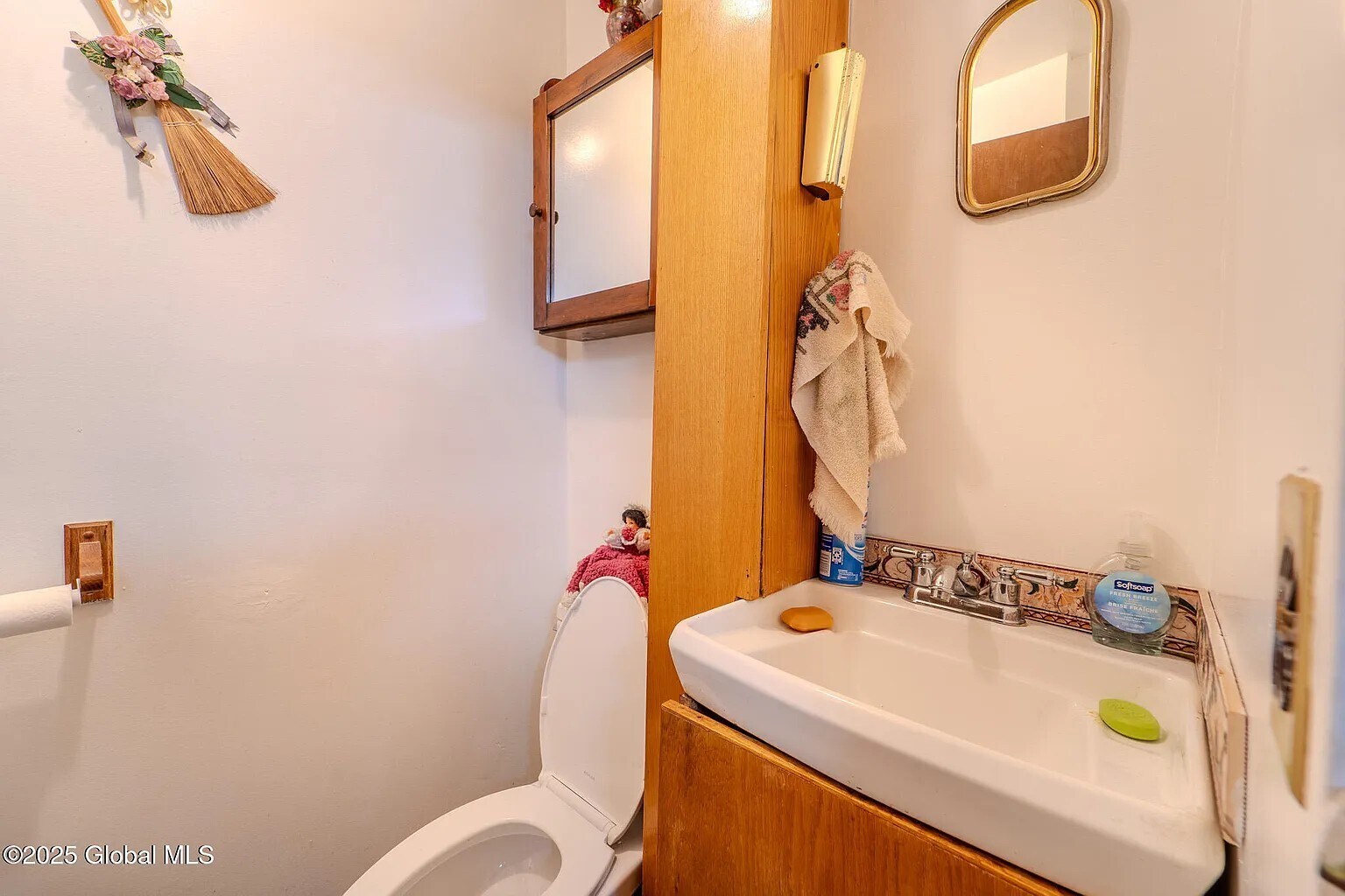 Floor 2, Half Bath - 2 Front St