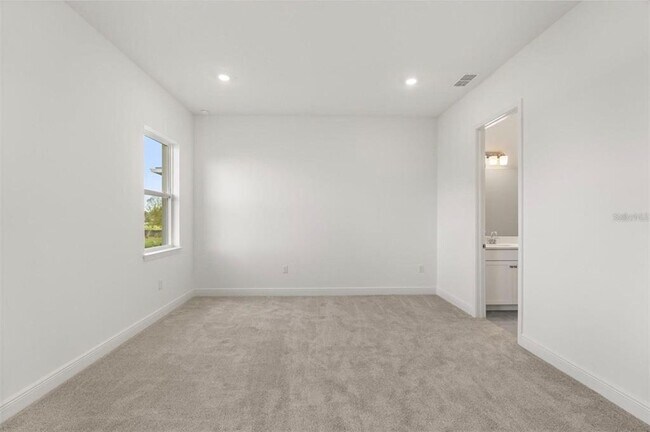 Building Photo - 9930 Ballast Dr