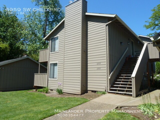 Primary Photo - Pipers Run Upper Level Two Bedroom Condo