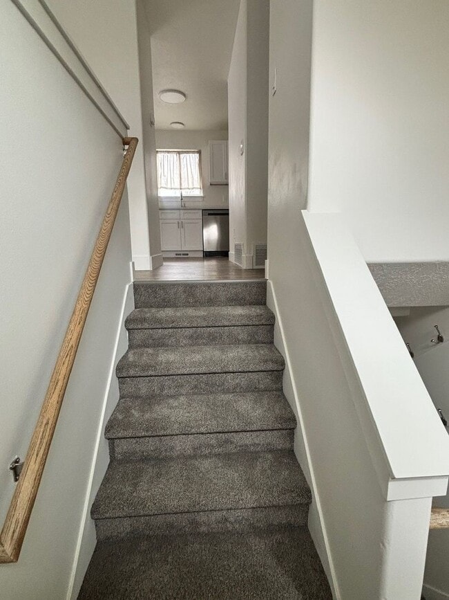 Building Photo - Immaculate Fully Remodeled Orem Home for Rent