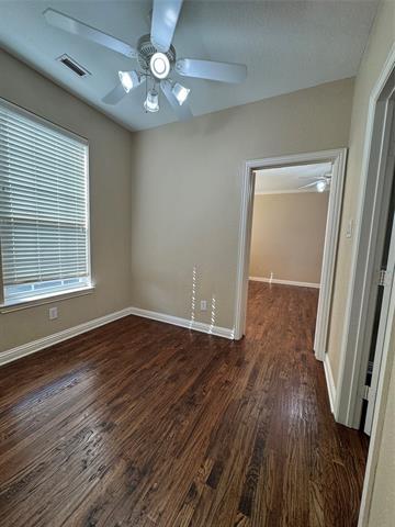 Building Photo - 9101 Forest Hills Dr
