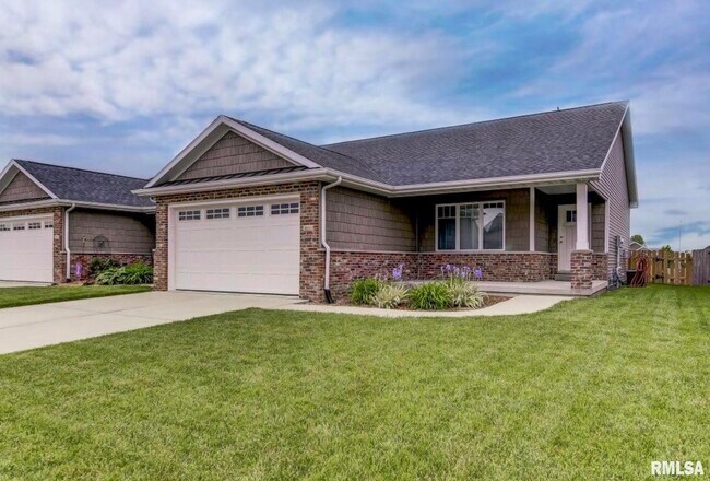 Primary Photo - 4631 Thompson Rd