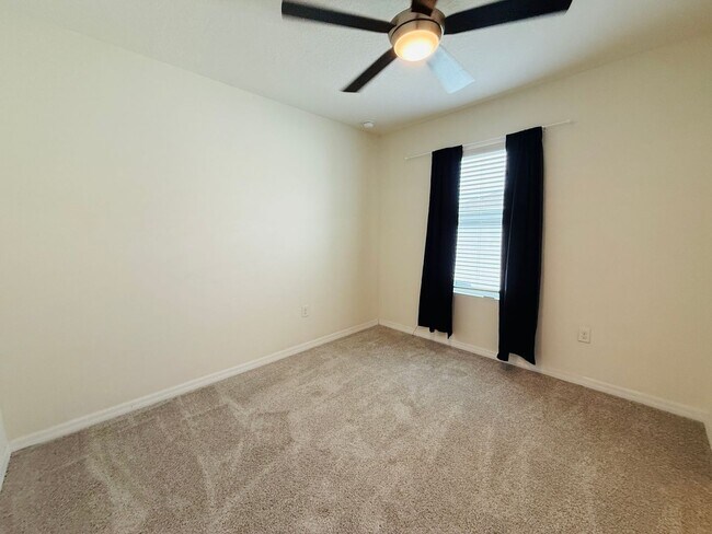 Building Photo - 2856 Suncoast Blend Dr