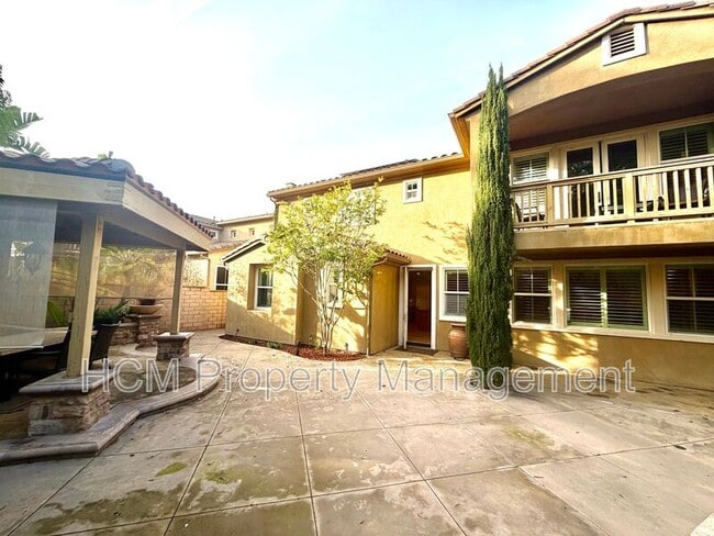 Building Photo - 114 Tearose