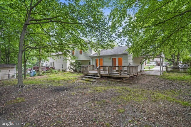 Building Photo - 9086 Brook Ford Rd