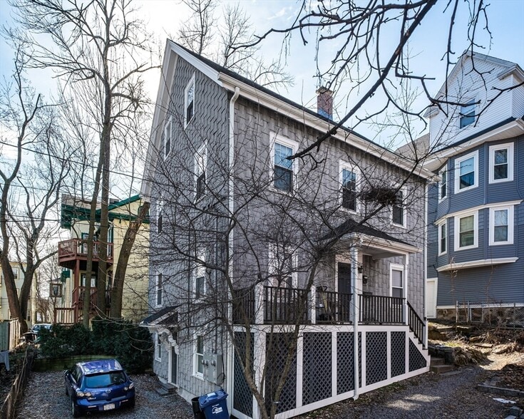 Building Photo - 1 Chestnut Ter