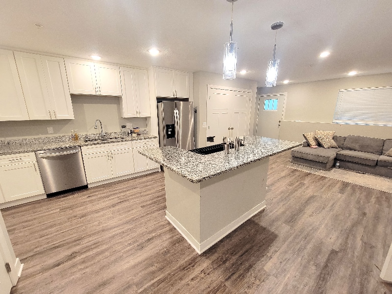 Building Photo - 2829 27th Ave S