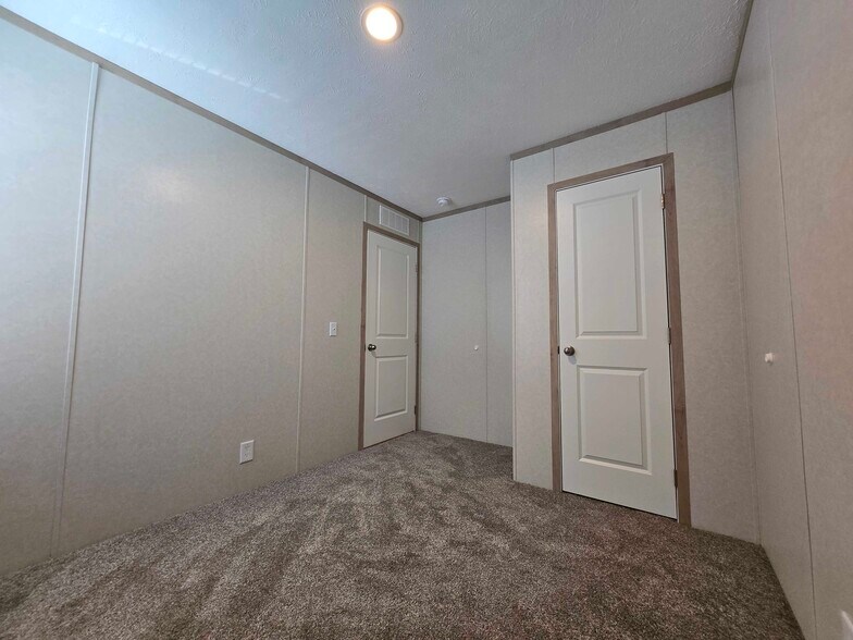 Building Photo - 52436 Winston Ct