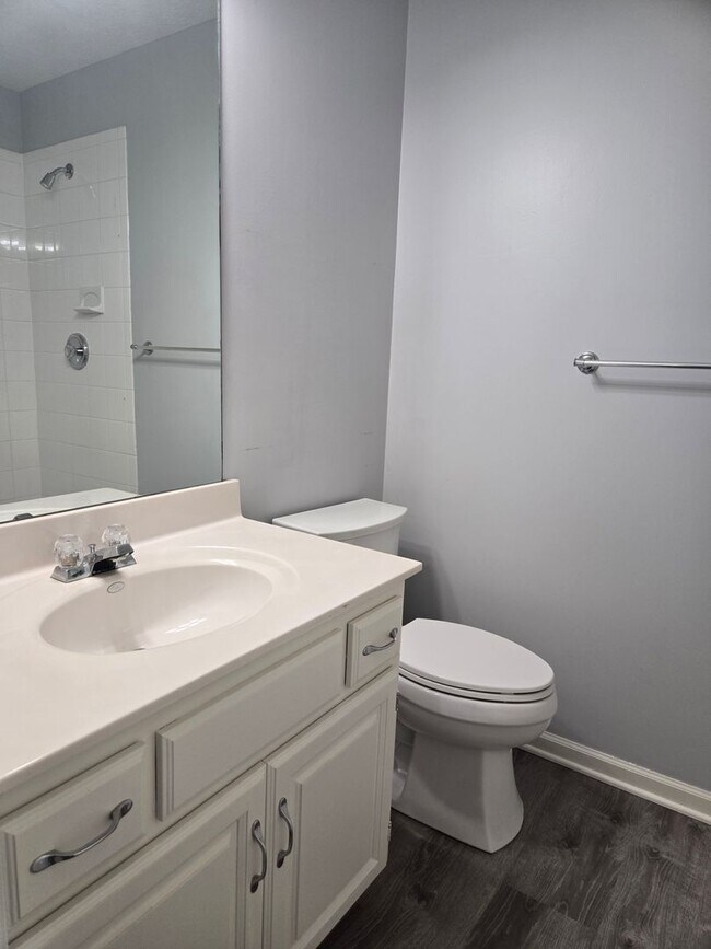 Building Photo - Beautiful Reserve at Heritage Park home!!!