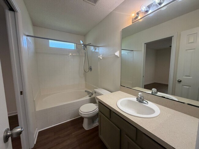 Building Photo - 9-B Wellham Ln.