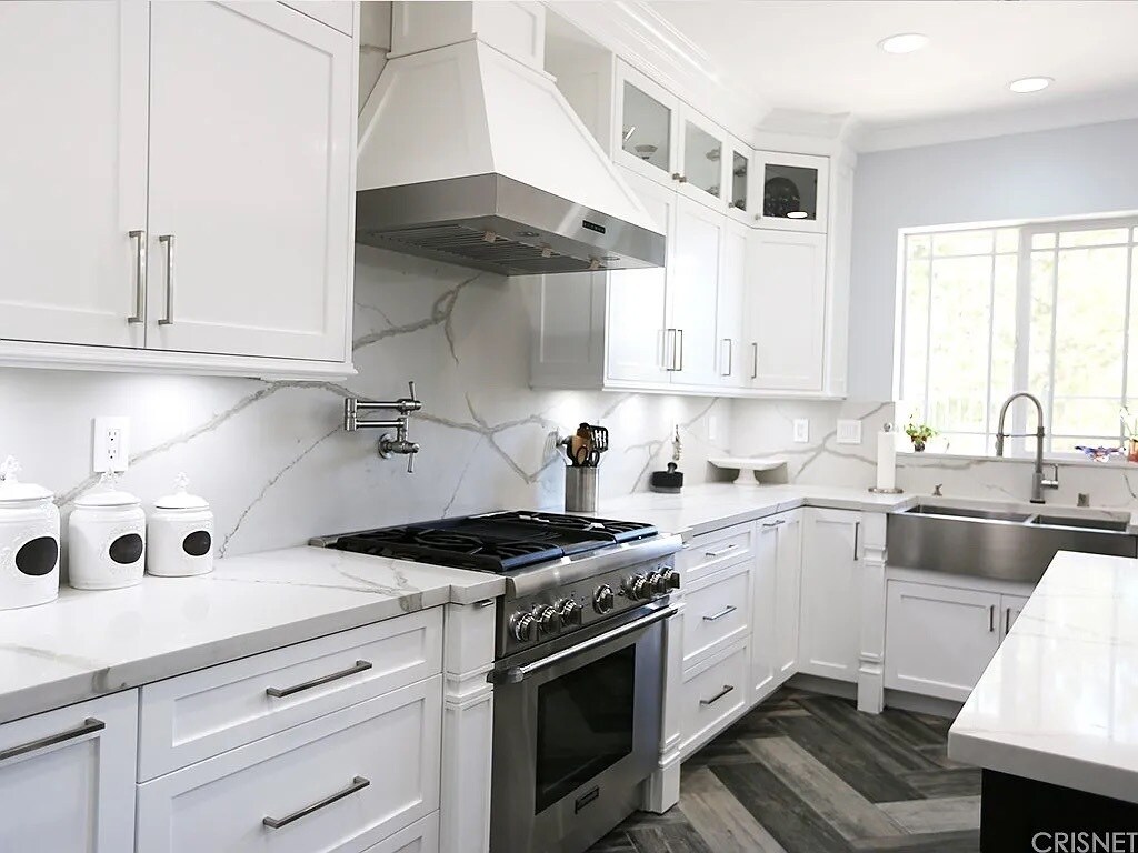 Building Photo - 16707 Nicklaus Dr