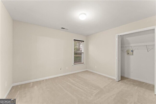 Building Photo - 4610 Planters Hill Dr