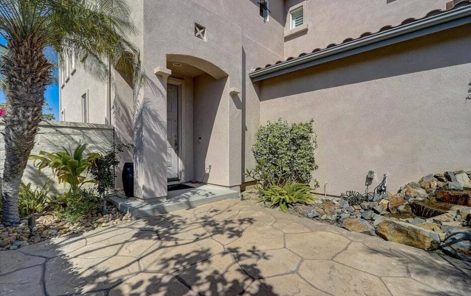 Building Photo - 3646 Torrey Vw Ct