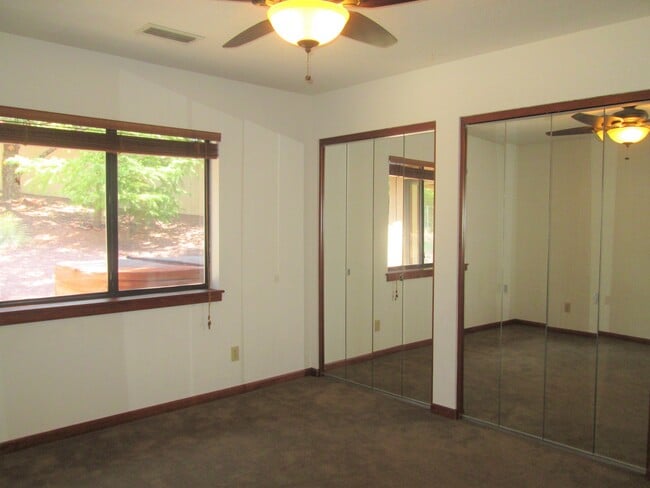 Building Photo - Unfurnished, 1-year long-term rental