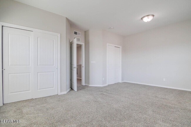 Building Photo - 916 Mormon Tea Dr