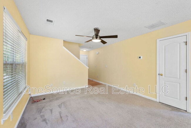 Building Photo - 77 Darby's Crossing Point
