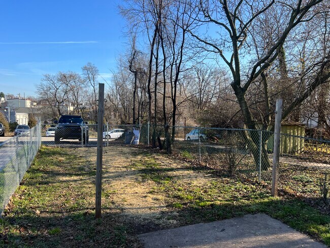 Building Photo - 6 Conshohocken Rd