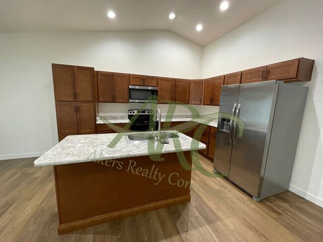 Building Photo - 968-970 S Coral Pl