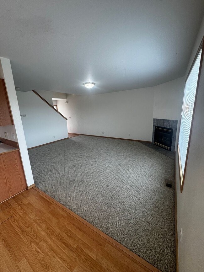 Building Photo - Waterfront Duplex for Rent!!