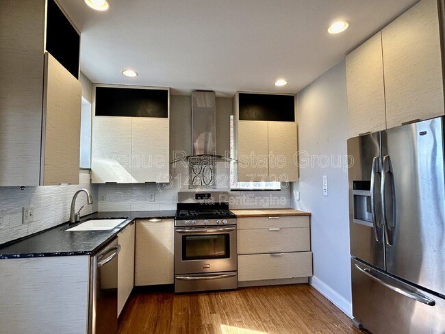 Building Photo - 5804 Pershing Ave