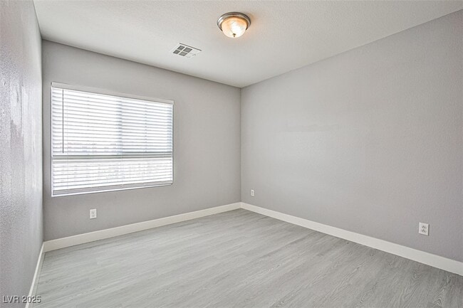 Building Photo - 6688 Metronome Ct