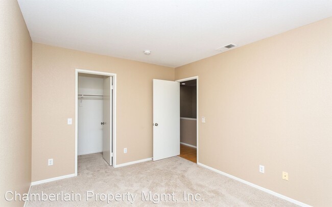 Building Photo - 4 br, 2.5 bath House - 3384 Morning View