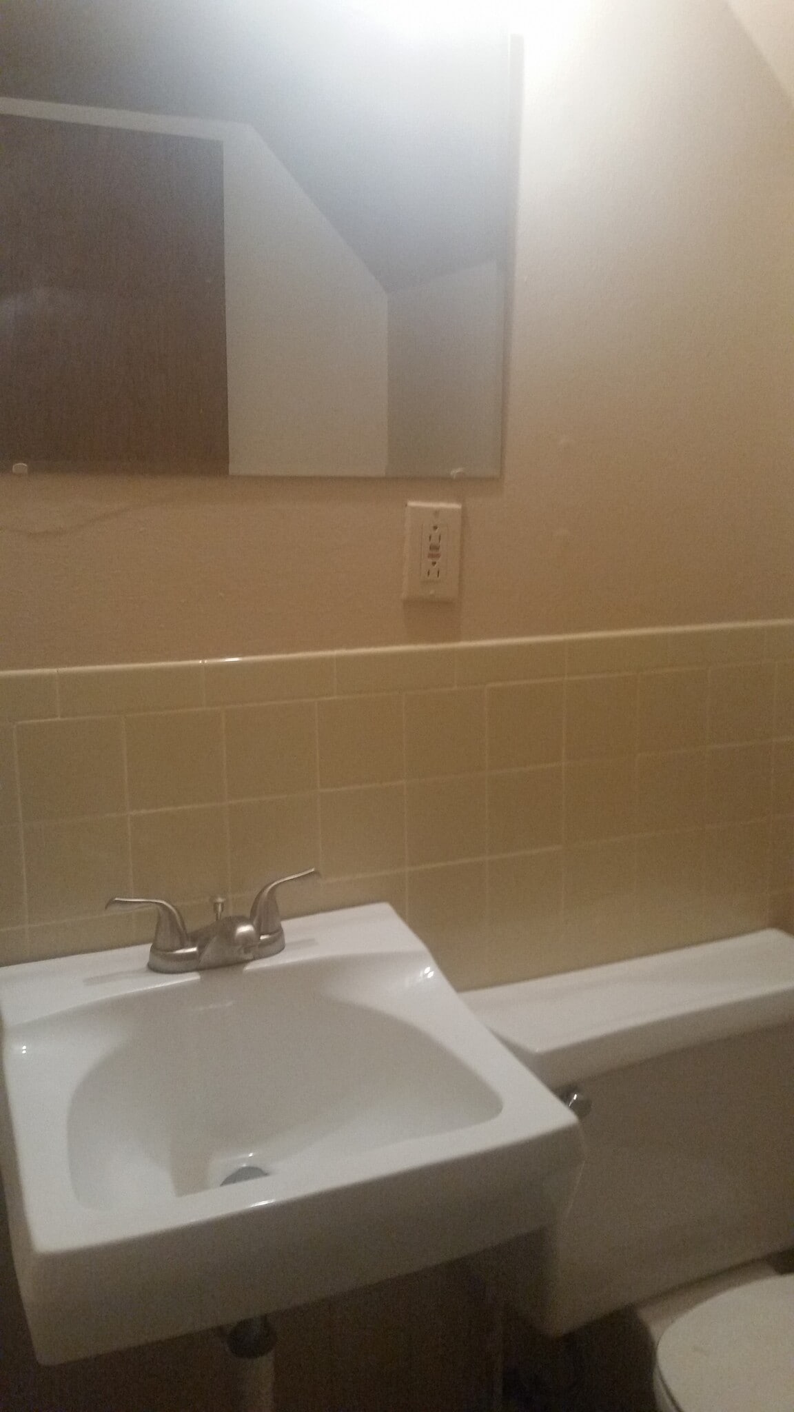 Building Photo - 212 Crosswinds Drive