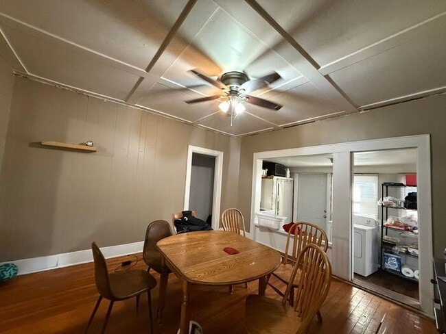 Building Photo - $2,850 | 5 Bedroom, 2 Bathroom House | NO PETS | Available for August 1st, 2026 Move In!