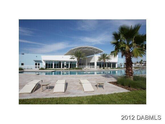 Building Photo - 241 Riverside Dr