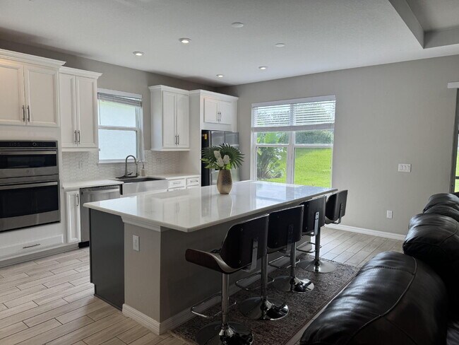 Building Photo - Welcome to your dream home in the highly d...