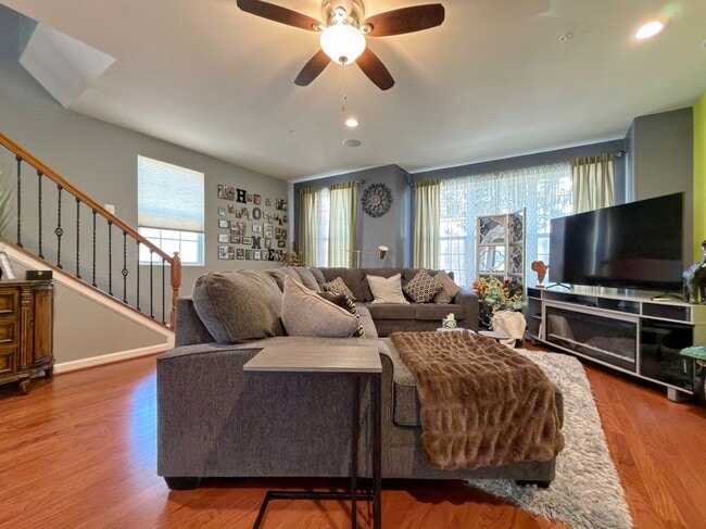 Building Photo - 2711 Coppersmith Pl