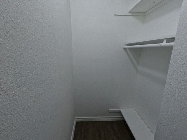 Building Photo - 107 Culmore Dr