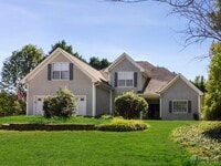 Building Photo - 150 Woodlake Dr