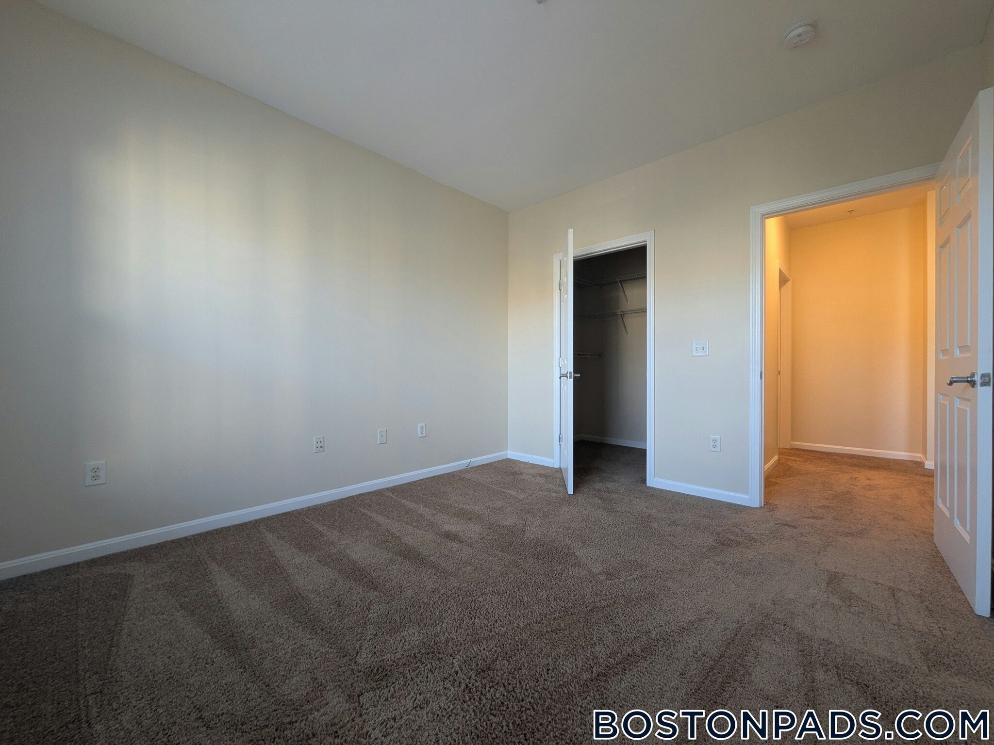 Building Photo - 311 Lowell St