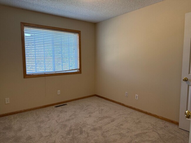 Building Photo - Easy Living On Gettysburg Way