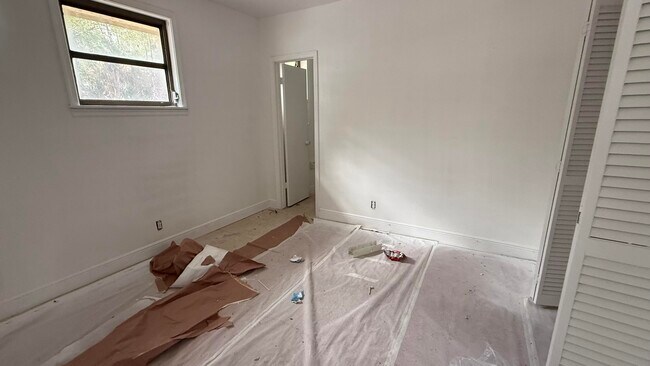 Building Photo - 2501 Oceanview Ave