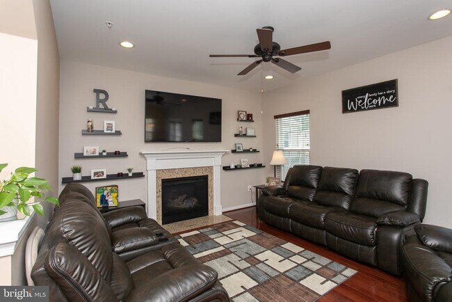 Building Photo - 2515 Baileys Pond Rd
