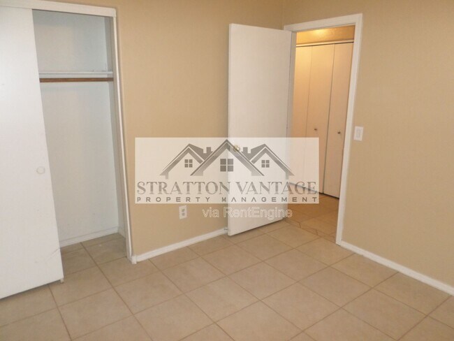 Building Photo - 7182 W Stella Ave