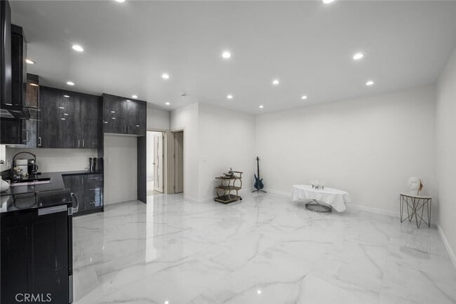Building Photo - 10801 1/2 Wescott Avenue Unit