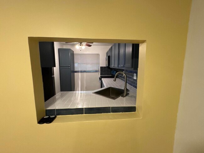 Building Photo - 1751 NW 75th Ave