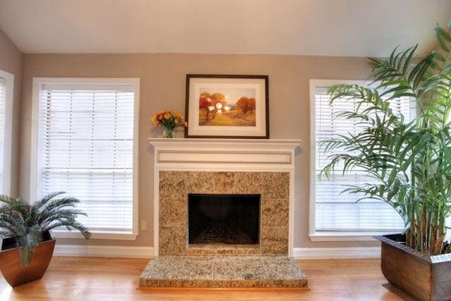 Building Photo - 2211 S Kirkwood Rd