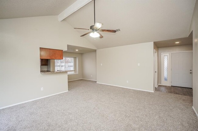 Building Photo - 15607 Cabot Creek Cir