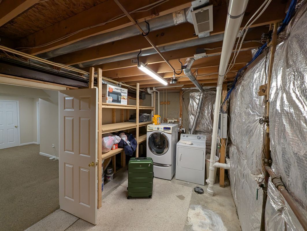 Building Photo - 8024 Brookmead Ct