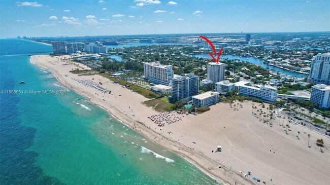Primary Photo - 3000 Holiday Dr